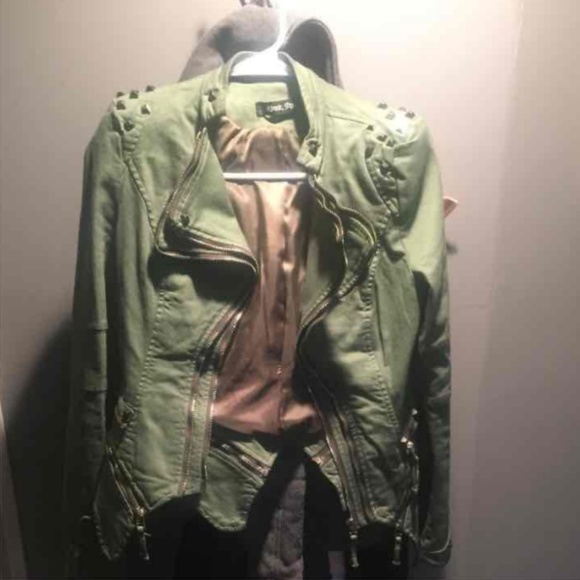 Green studded jacket - Picture 3 of 4